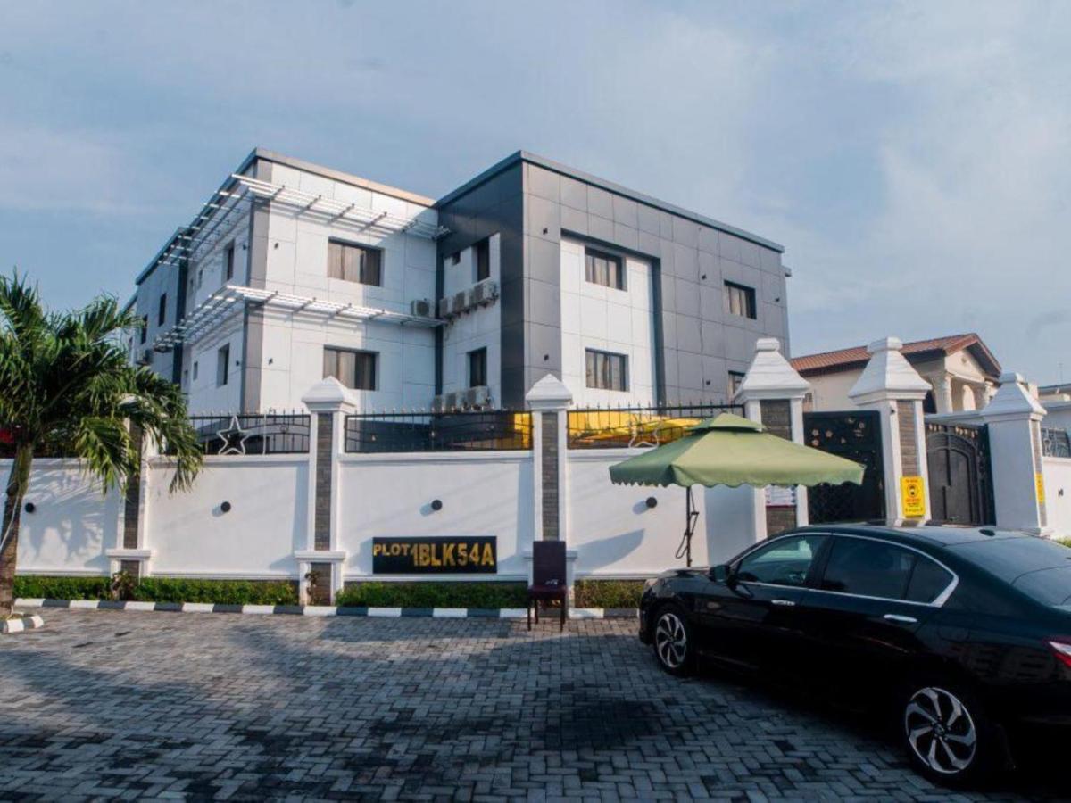 Pasadena Suites Lekki Esterno foto