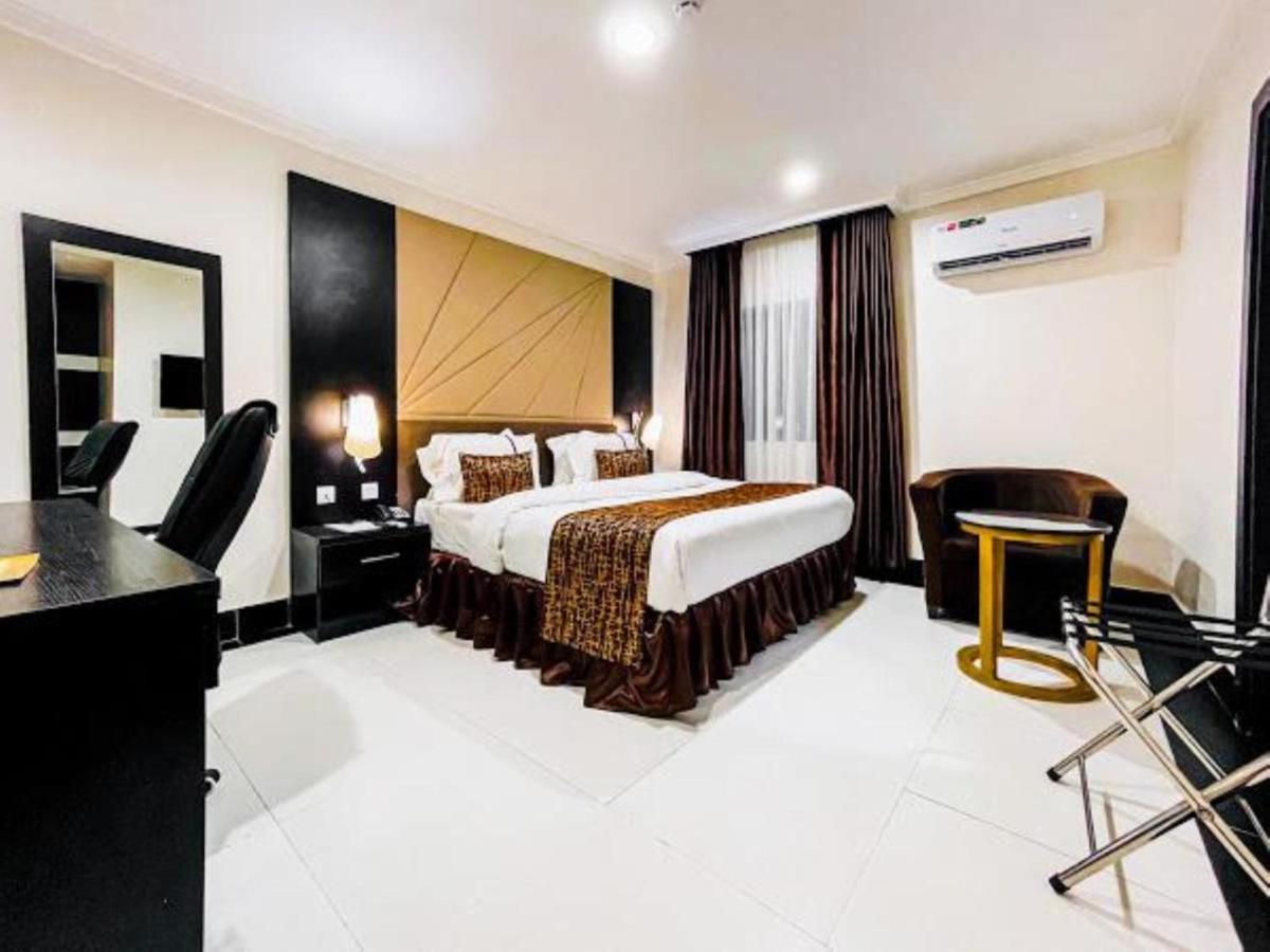 Pasadena Suites Lekki Esterno foto