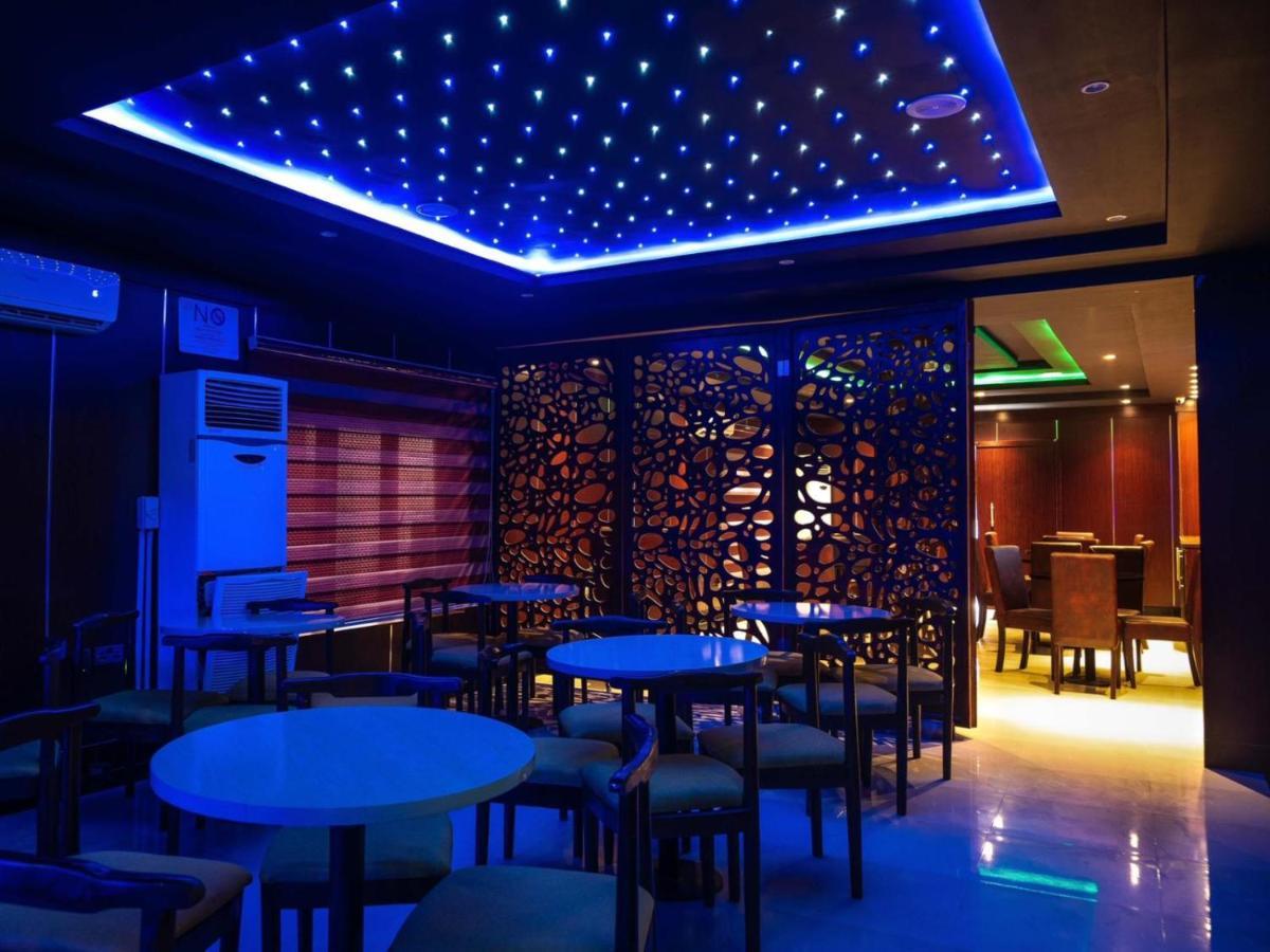 Pasadena Suites Lekki Esterno foto